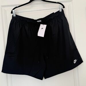 Men's Nike Club Woven Flow Shorts